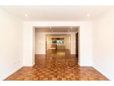 Apartamento en venta en Los Rosales, Bogotá · foto 9 de 17