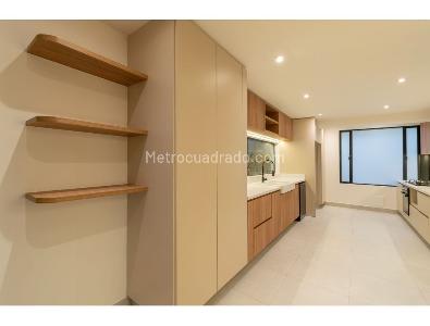 Apartamento en venta en Los Rosales, Bogotá · foto 11 de 17
