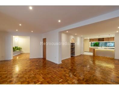 Apartamento en venta en Los Rosales, Bogotá · foto 7 de 17