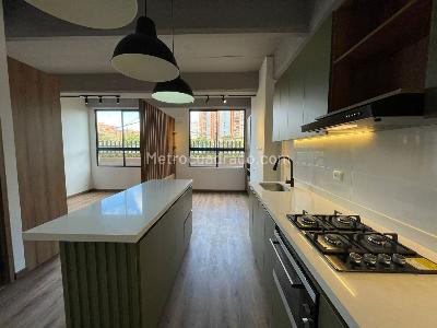 Apartamento en venta en Ciudad Salitre, Bogotá · foto 5 de 9