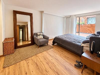 Apartamento de 3 alcobas en venta en Parque Del Chico, Bogotá, 124 m² · foto 10 de 13