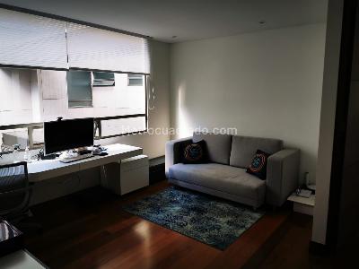 Apartamento de 3 alcobas en venta en Chico Centro, Bogotá, 171 m² · foto 13 de 17