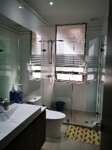 Apartamento de 3 alcobas en venta en Chico Centro, Bogotá, 171 m² · foto 9 de 17