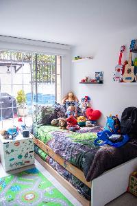 Apartamento de 2 alcobas en venta en Los Rosales, Bogotá, 77 m² · foto 12 de 13