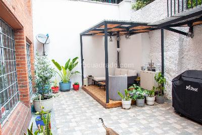 Apartamento de 2 alcobas en venta en Los Rosales, Bogotá, 77 m² · foto 3 de 13
