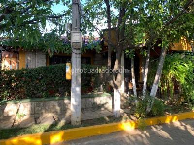 Casa en venta en Bonda, Santa Marta · foto 2 de 20