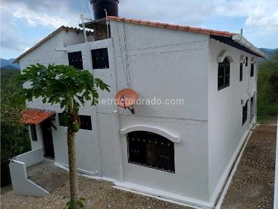 Casa en venta en Bonda, Santa Marta · foto 5 de 16