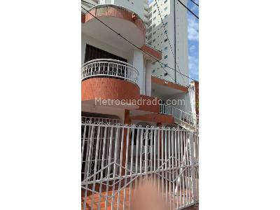 Casa de 5 alcobas en venta en Los Naranjos, Santa Marta, 424 m² · foto 14 de 15