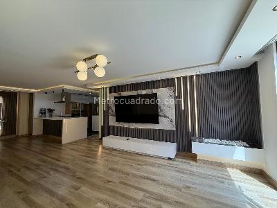 Apartamento en venta en Chico Navarra, Bogotá · foto 2 de 17