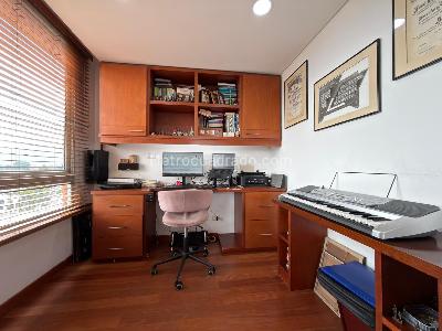 Apartamento de 3 alcobas en venta en Lagos De Cordoba, Bogotá, 178 m² · foto 13 de 20