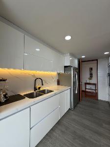 Apartamento de 3 alcobas en venta en Lagos De Cordoba, Bogotá, 178 m² · foto 4 de 20