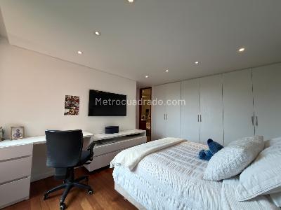 Apartamento de 3 alcobas en venta en Lagos De Cordoba, Bogotá, 178 m² · foto 6 de 20