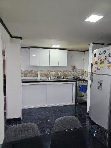 Casa de 5 alcobas en venta en Eduardo Santos, Bogotá, 105 m² · foto 5 de 20