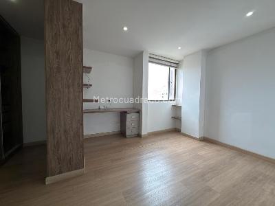 Apartamento de 3 alcobas en venta en El Batan, Bogotá, 200 m² · foto 5 de 20