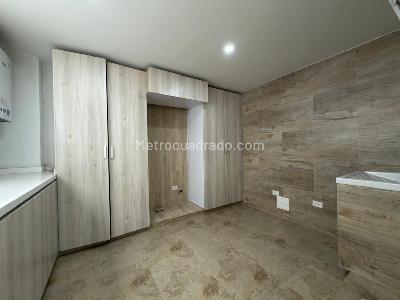 Apartamento de 3 alcobas en venta en El Batan, Bogotá, 200 m² · foto 7 de 20