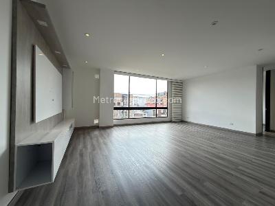 Apartamento en venta en Cedritos, Bogotá · foto 3 de 14