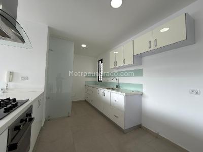 Apartamento en venta en Cedritos, Bogotá · foto 5 de 14