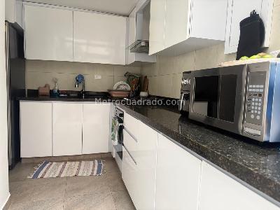 Apartamento en venta en Santa Barbara Occidental, Bogotá · foto 3 de 18
