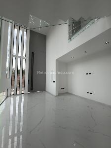 Casa de 4 alcobas en venta en Bocono, Cúcuta, 215 m² · foto 2 de 16