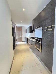 Apartamento de 3 alcobas en venta en Santa Paula, Bogotá, 154 m² · foto 3 de 19