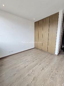 Apartamento de 3 alcobas en venta en Santa Paula, Bogotá, 154 m² · foto 5 de 19