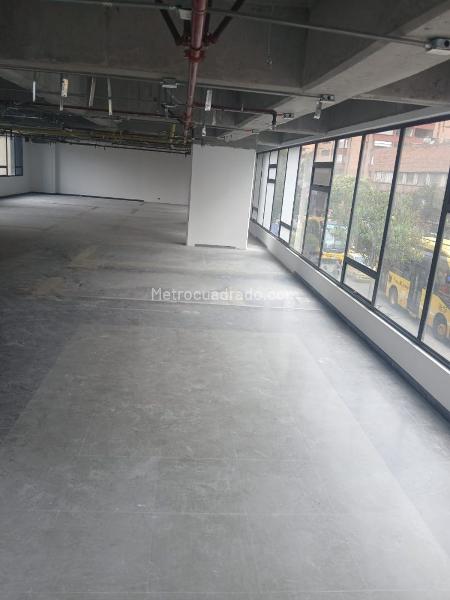 Edificio de Oficinas en Arriendo, JAVERIANA SUCRE, Bogotá D.C. - Widok 2