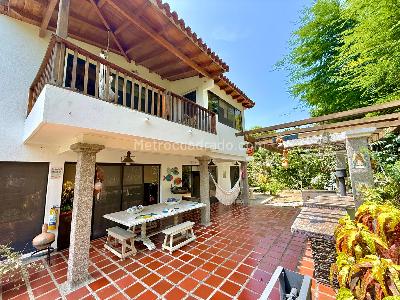 Casa de 3 alcobas en venta en Pachocolo, Santa Marta, 225 m² · foto 2 de 20