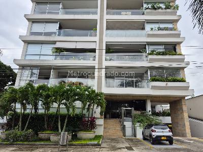 Apartamento de 4 alcobas en venta en Ciudad Jardin, Cali, 153 m² · foto 18 de 20