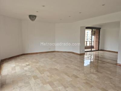 Apartamento de 4 alcobas en venta en Sector Altos De Normandia Bataclan, Cali, 192 m² · foto 2 de 16
