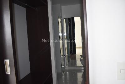 Apartaestudio en venta en Cristales, Cali, 61 m² · foto 6 de 11