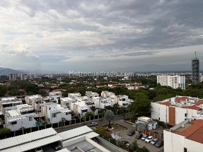 Apartamento de 3 alcobas en venta en Pance Av La Maria, Cali, 1169 m² · foto 11 de 17