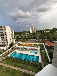 Apartamento de 3 alcobas en venta en Pance Av La Maria, Cali, 1169 m² · foto 2 de 17