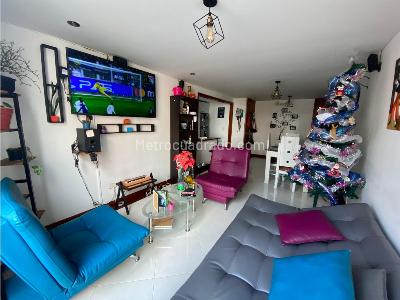 Apartamento en venta en Colseguros, Manizales · foto 3 de 12