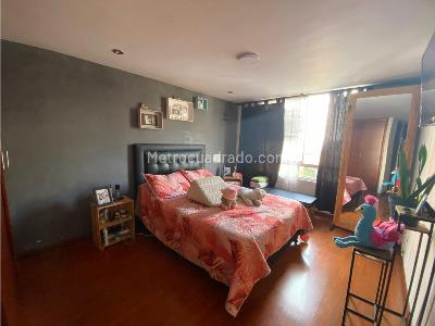 Apartamento en venta en Colseguros, Manizales · foto 8 de 12