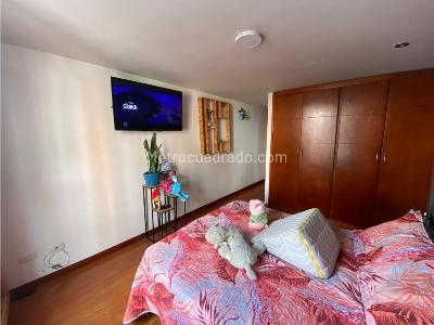 Apartamento en venta en Colseguros, Manizales · foto 9 de 12