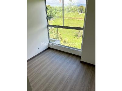 Apartamento de 3 alcobas en venta en Milan, Manizales, 106 m² · foto 6 de 16