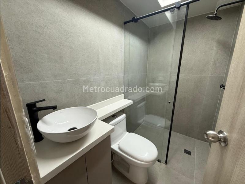 Piso – Manizales, Los Cedros, La Estación - Más