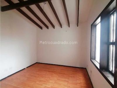 Casa en arriendo en Avenida Santander, Manizales · foto 3 de 16