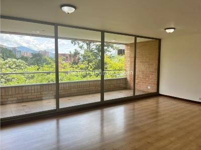 Apartamento en venta en El Poblado, Medellín · foto 7 de 20