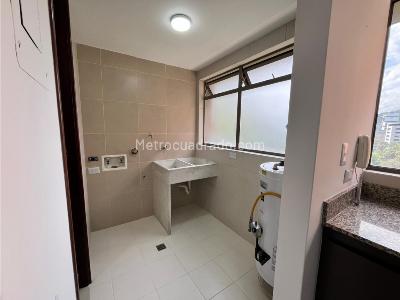 Apartamento en venta en El Poblado, Medellín · foto 12 de 20