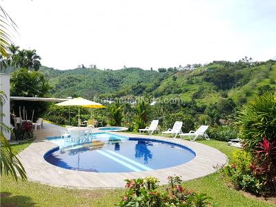Casa de 4 alcobas en venta en El Rosario, Manizales, 360 m² · foto 4 de 19
