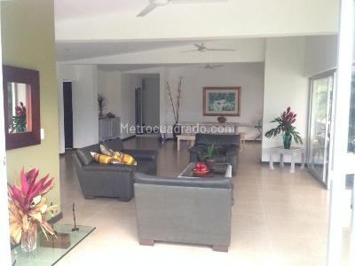 Casa de 4 alcobas en venta en El Rosario, Manizales, 360 m² · foto 6 de 19