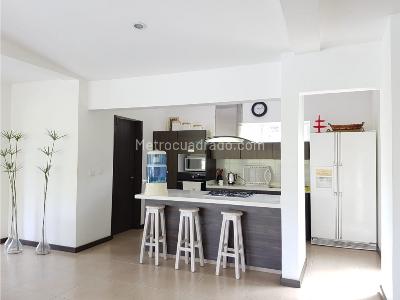 Casa de 4 alcobas en venta en El Rosario, Manizales, 360 m² · foto 8 de 19