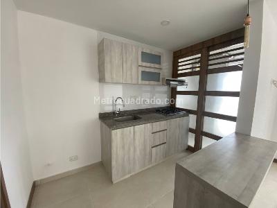 Apartamento de 3 alcobas en venta en Bella Suiza, Manizales, 65 m² · foto 5 de 12