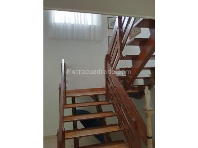 Casa de 4 alcobas en venta en Cable, Manizales, 342 m² · foto 6 de 17