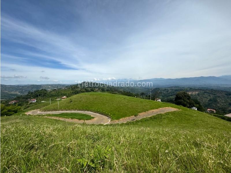 Lote en Venta, La Cabaña, Manizales - Vista 2