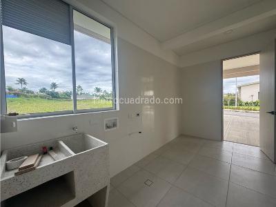 Casa de 4 alcobas en venta en El Eden, Armenia, 244 m² · foto 5 de 19