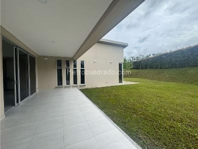 Casa de 4 alcobas en venta en El Eden, Armenia, 244 m² · foto 7 de 19