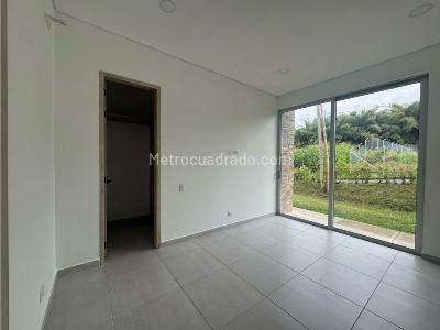 Casa de 4 alcobas en venta en El Eden, Armenia, 244 m² · foto 17 de 19
