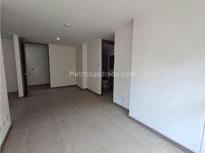 Apartamento de 3 alcobas en venta en Las Chimeneas, Itagüí, 65 m² · foto 3 de 17